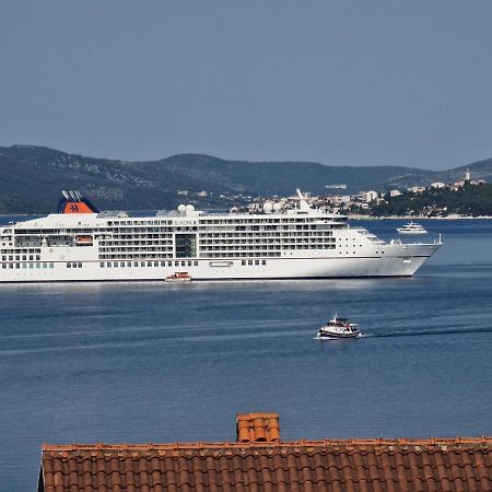 Apartmani Island Trogir Exterior foto