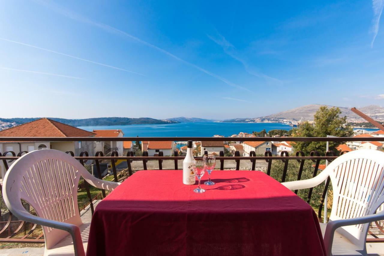 Apartmani Island Trogir Exterior foto