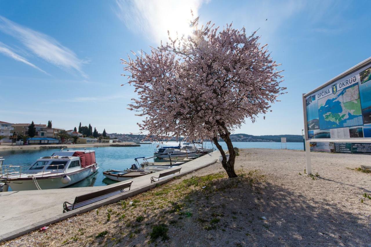 Apartmani Island Trogir Exterior foto
