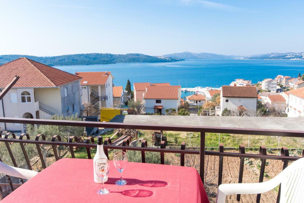 Apartmani Island Trogir Exterior foto