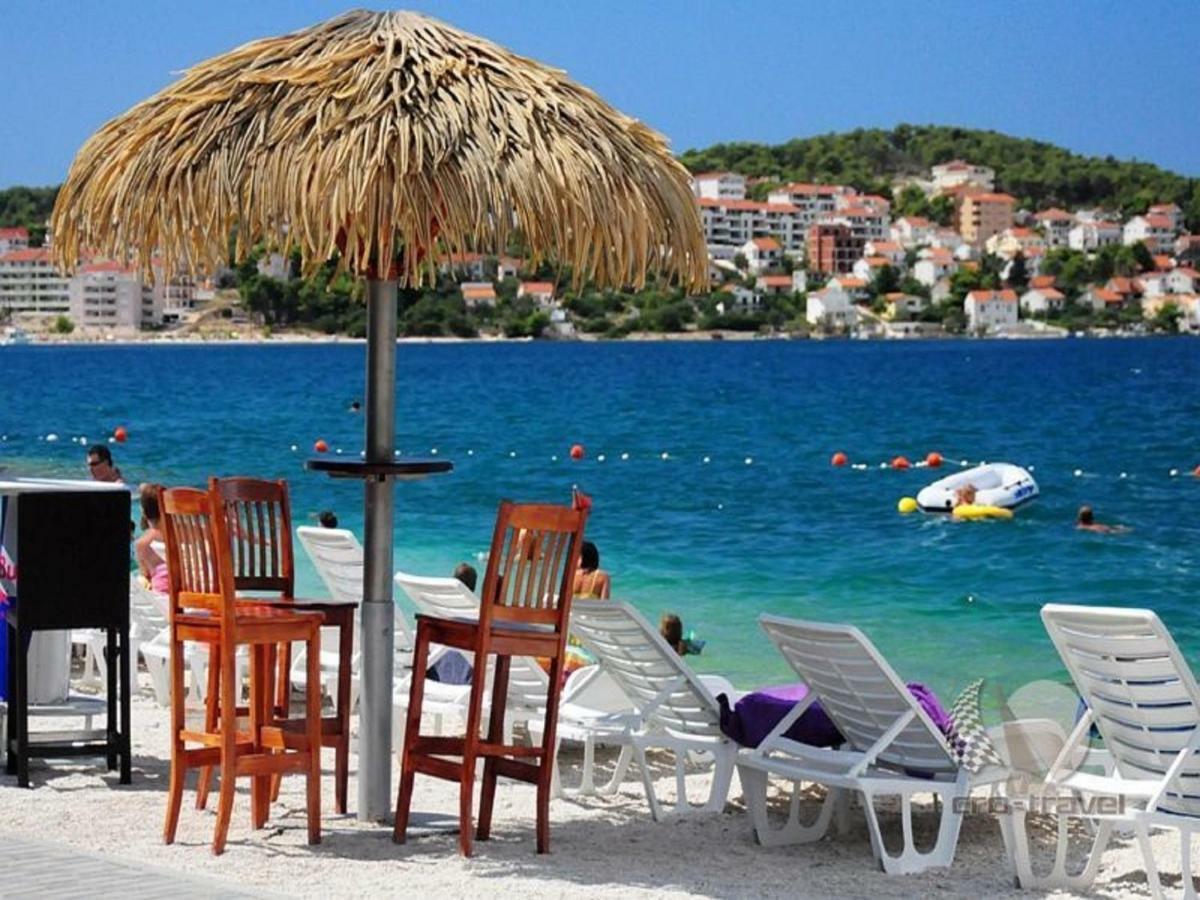 Apartmani Island Trogir Exterior foto