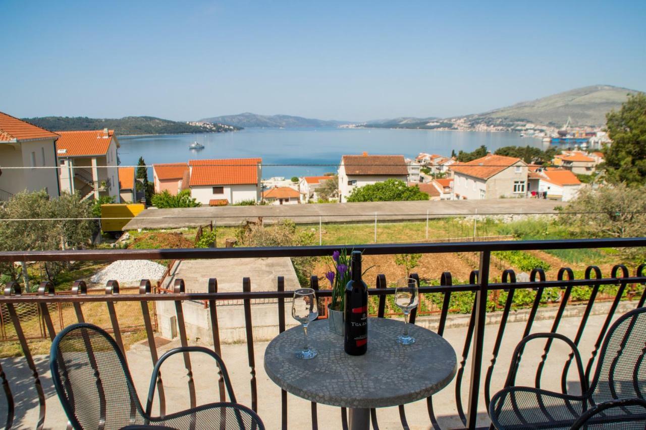 Apartmani Island Trogir Exterior foto