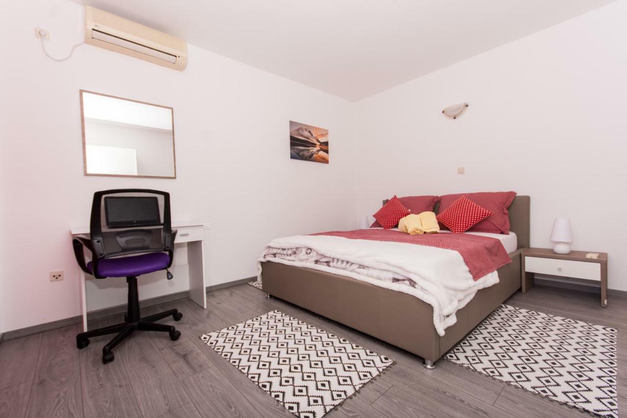 Apartmani Island Trogir Exterior foto